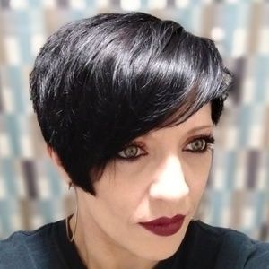 Meet your Posher, Shelly